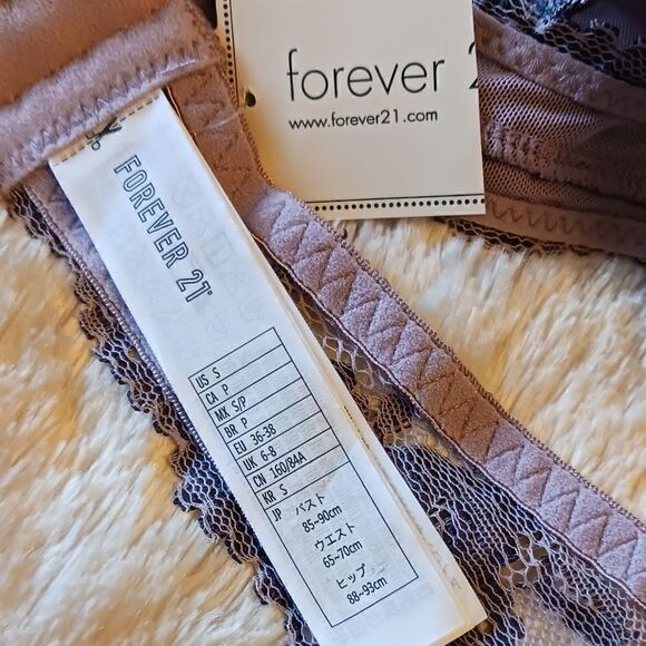 Forever 21 Halter Lace Bralette Mauve Charcoal Sz Small NWT - Picture 6 of 7